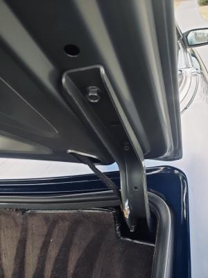 Mercedes-Benz 560 SL 1986 года  (NA)